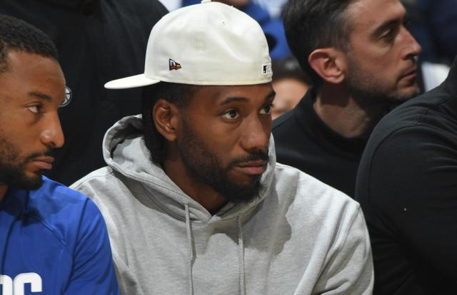 欧冠本周最佳阵容：马杜埃凯、孔德、格林伍德、卡尔在列（欧冠周最佳阵容出炉：马杜埃凯、孔德、格林伍德、卡尔入选）