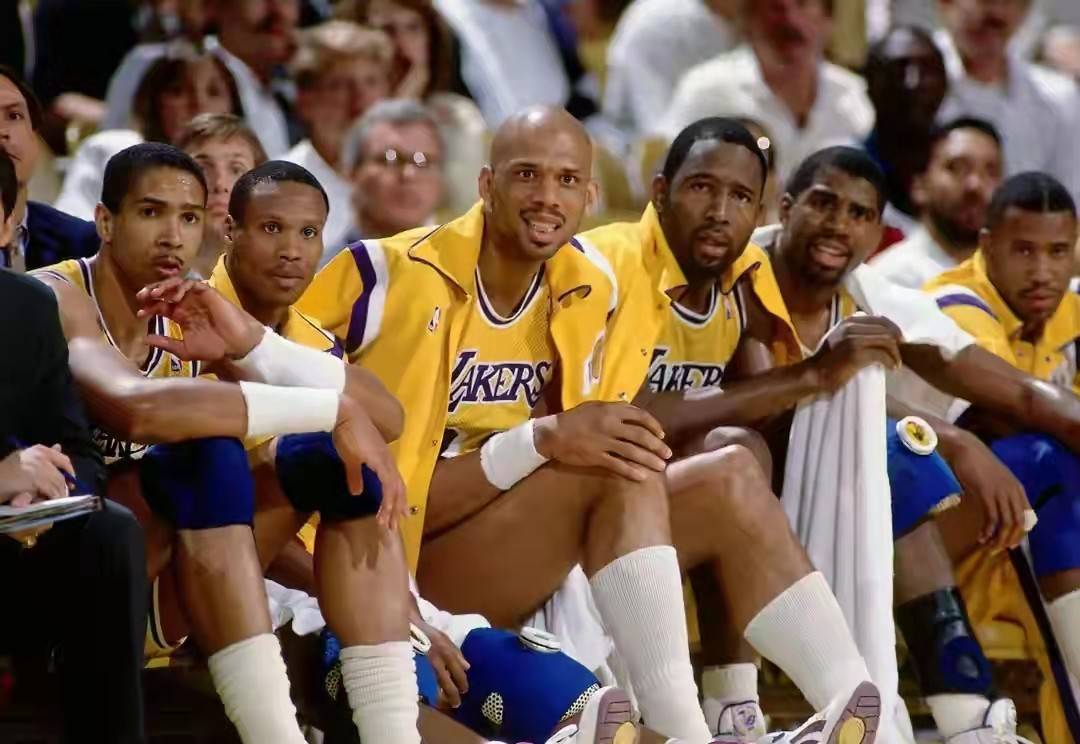 罗马核心伤退形势紧张（罗马主力伤停告急）