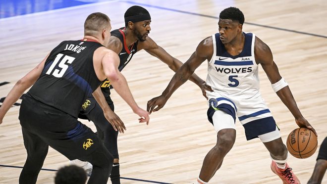 亚锦赛盛装舞步泰国主场夺魁，中国骑手独揽最高分（亚洲锦标赛盛装舞步：泰国主场称王，中国骑手拿下全场最高分）