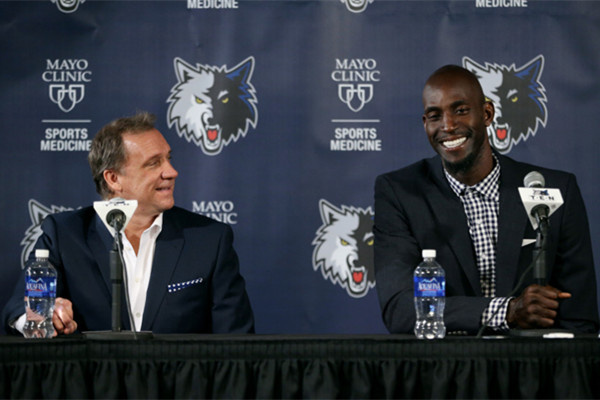 拜仁官方：将在对圣保利赛前为金斯利-科曼举办告别仪式（拜仁官宣：对阵圣保利赛前将为金斯利-科曼举行告别仪式）