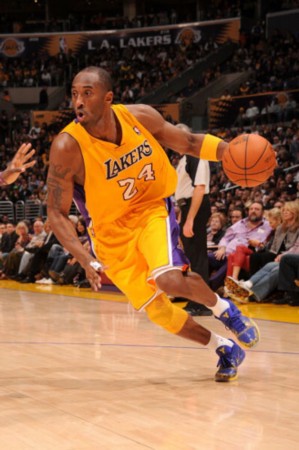 韩媒披露，因对联盟认定塔诺斯“种族歧视”不满，全...（韩媒称：因不满联盟将塔诺斯定性为“种族歧视”，全...）