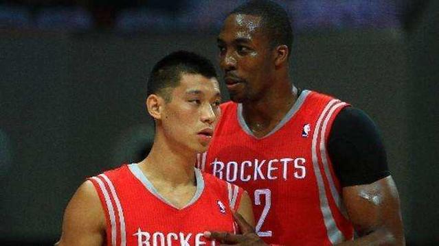 杜兰特：你永远都不知道阿门每晚会做些什么，因为他无所不能（杜兰特：阿门样样精通，每晚的表现都无法预料）