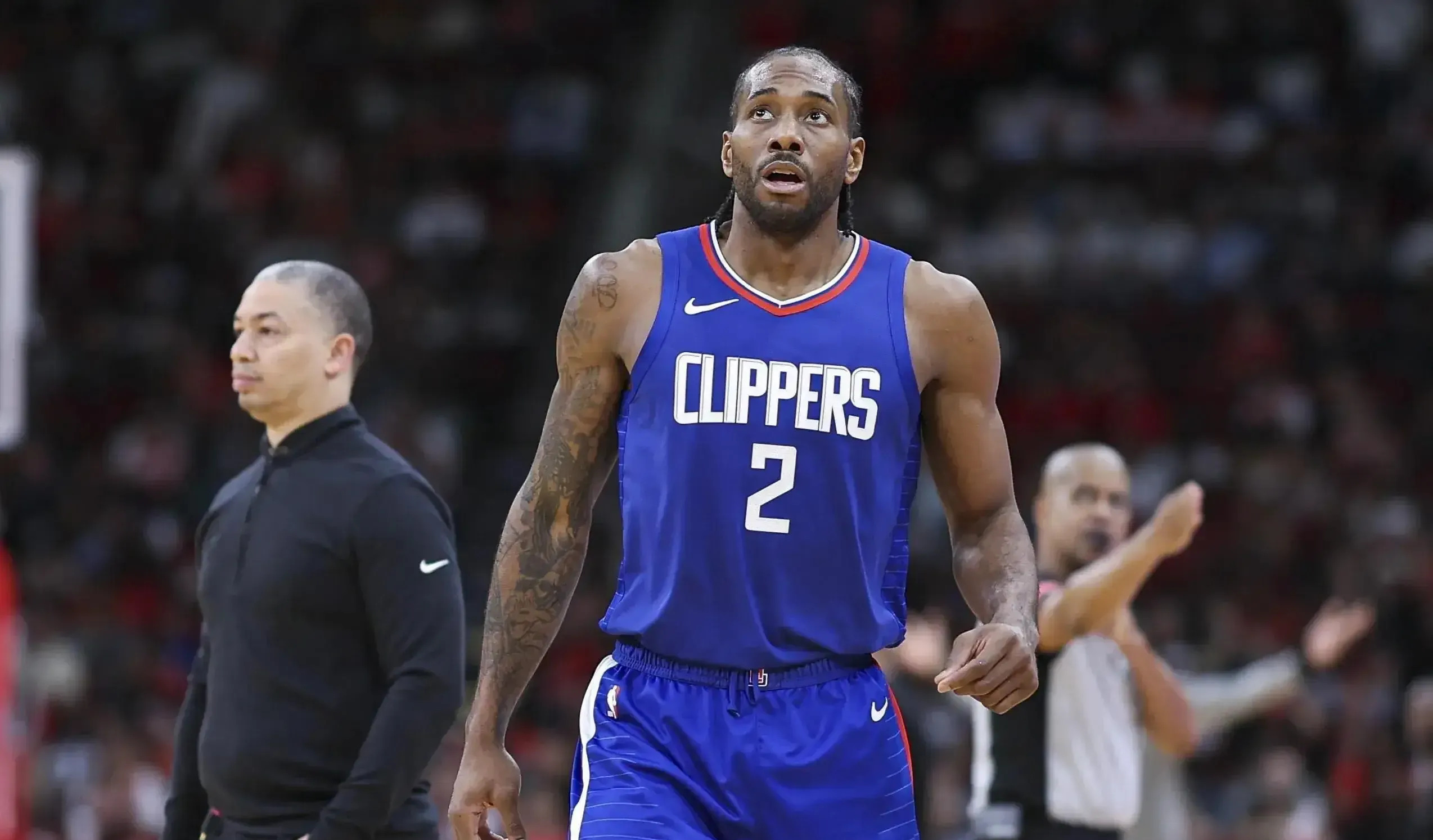 英媒：如果斯洛特下课，利物浦可能让杰拉德担任临时主帅（英媒：若斯洛特遭解雇，利物浦或请杰拉德担任代理主帅）