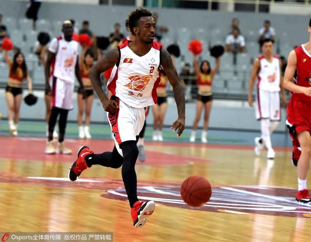 意甲第14轮裁判：拉潘纳吹那不勒斯vs尤文，迪贝洛吹国米vs科莫（意甲第14轮主裁出炉：拉潘纳执法那不勒斯对尤文，迪贝洛吹罚国米对科莫）