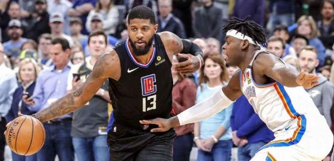 利兹联主帅：连续在强队上拿分很不容易，这些功劳属于球员们（利兹联主帅：连续从强队取分不易，功劳属于球员）